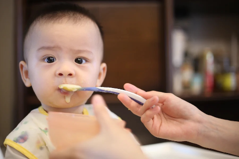 Nutritional Needs for Babies 0-6 Months